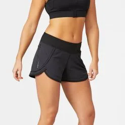 HYLETE Womens Iris Scallop Short (Black/Stealth Black)